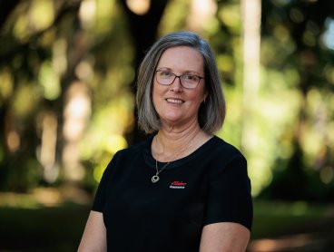 Profile photo of Wendy Eiteneuer